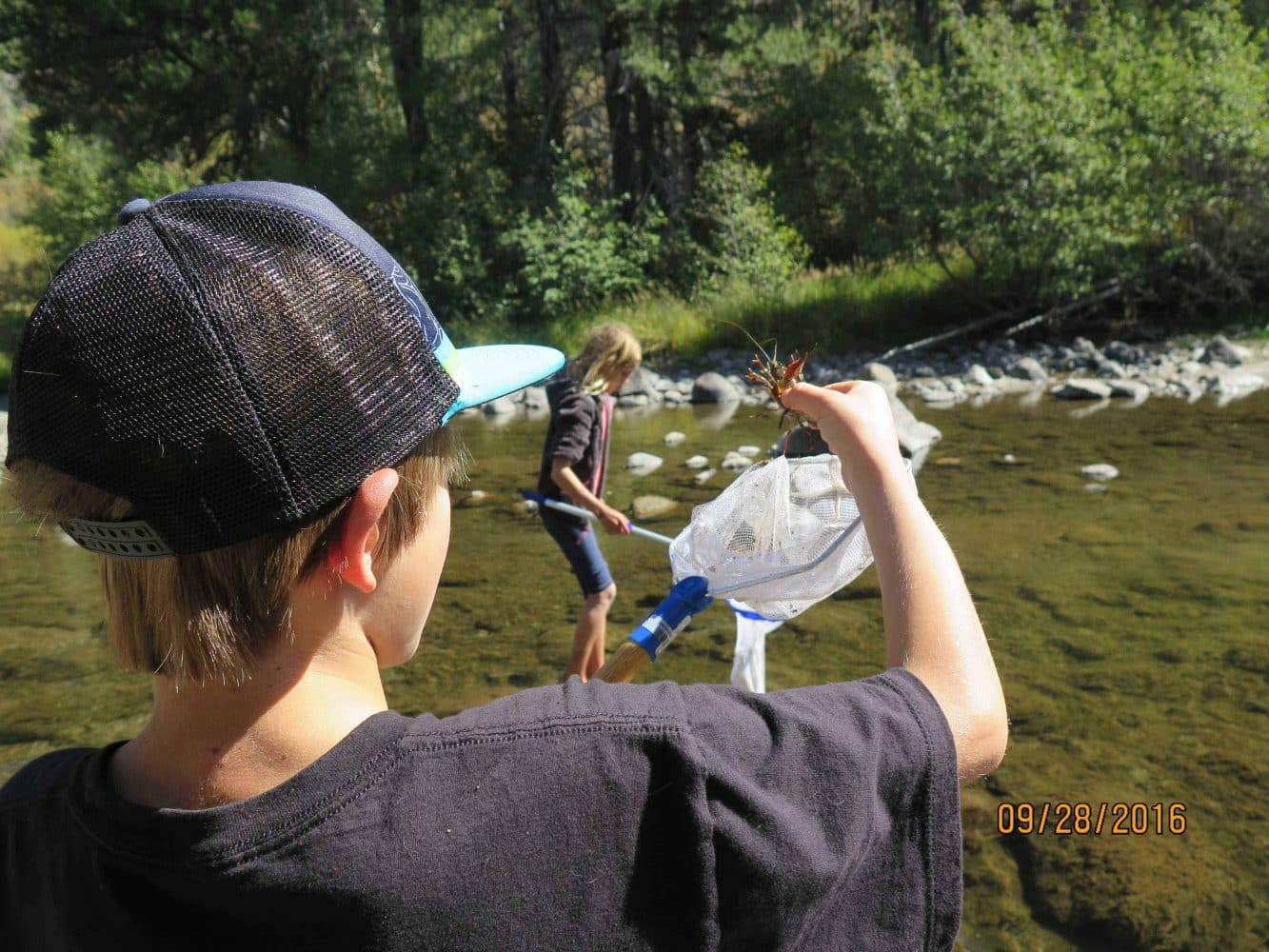 4th graders at the truckee river